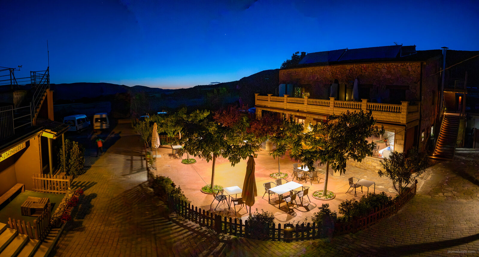 Hotel Cal Maciarol a l'hora blava