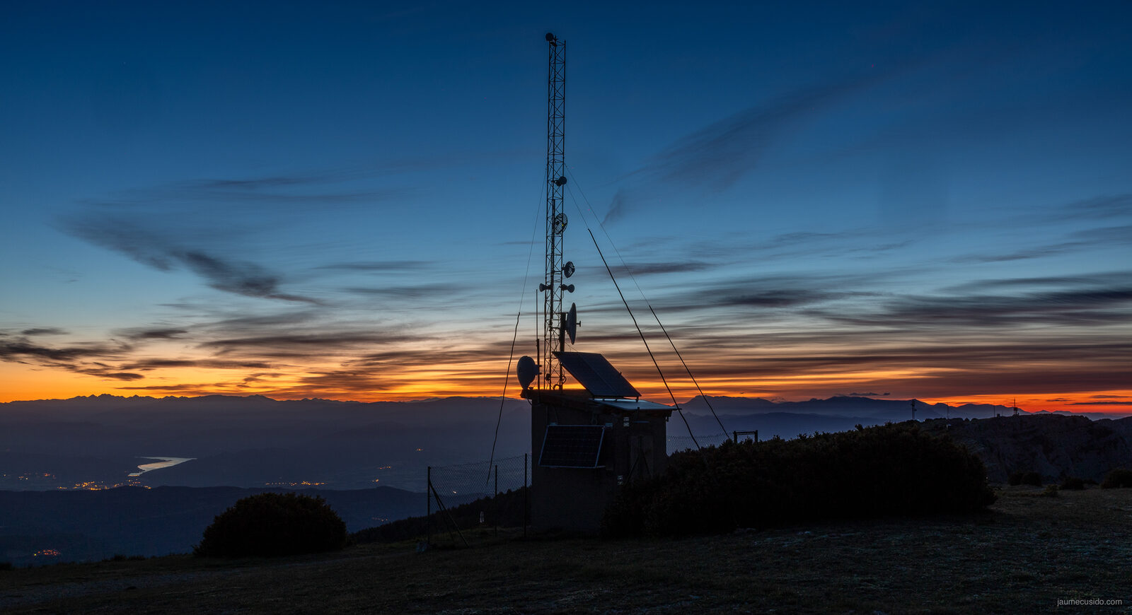 Torre a l'alba
